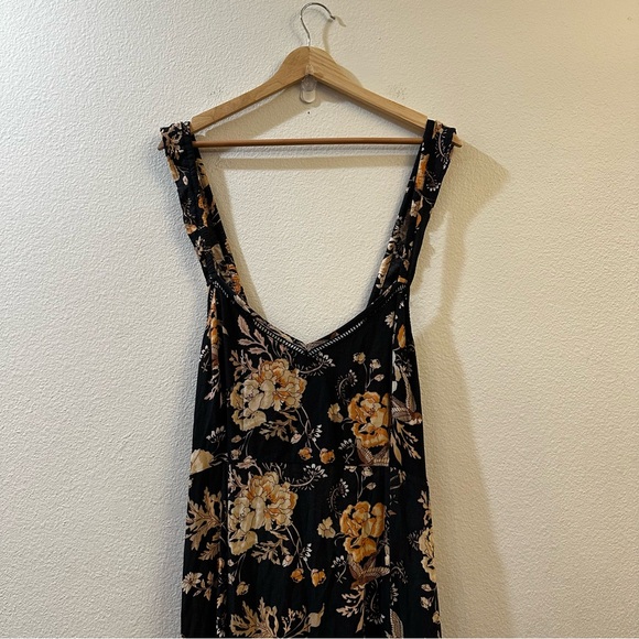 Spell & The Gypsy Rosa Floral Maxi Sundress in Coal Size Medium - Picture 4 of 14